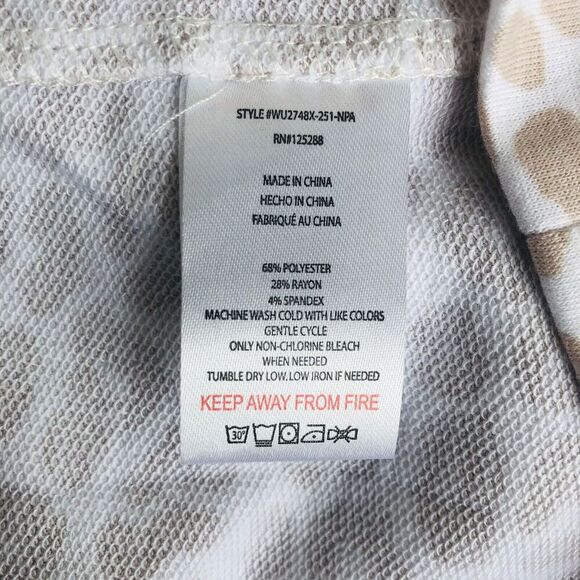 NWT RAE DUNN Womens FOOTBALL MAMA Sweatshirt Top Leopard Print Plus Size 2X - Picture 7 of 11